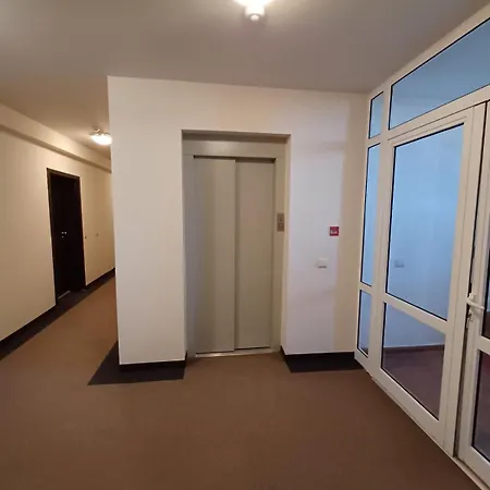 Melania In Complex Royal Towers Apartament *